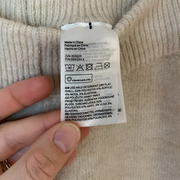 •H&M• Wool Blend Pants - Picture 6 of 7